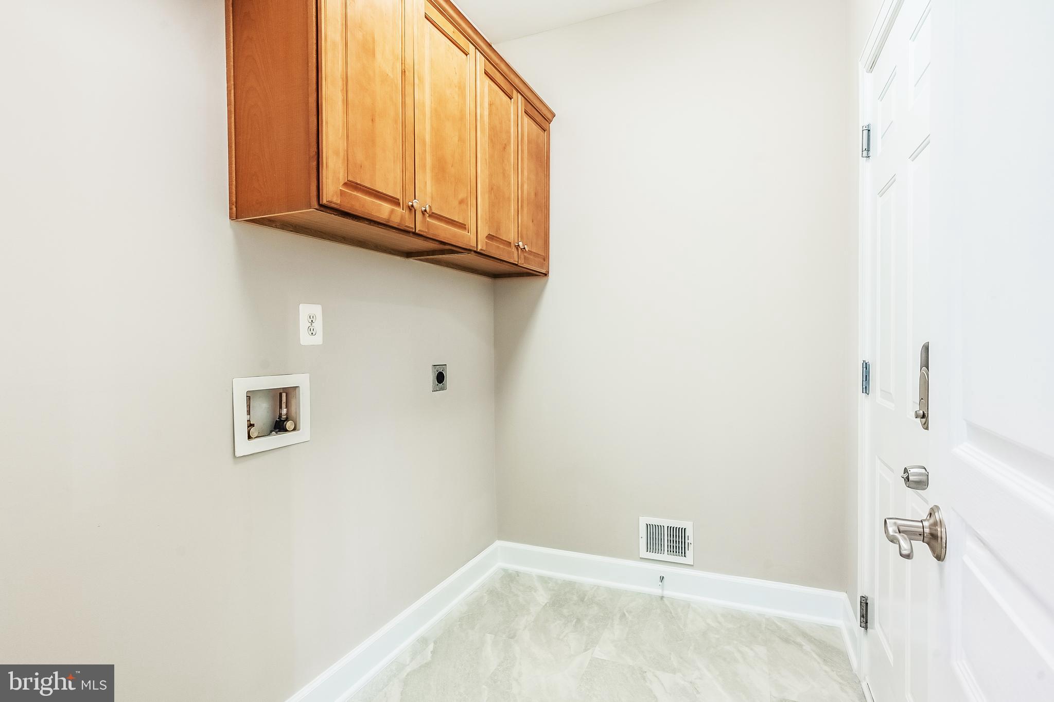 BELL MANOR ESTATES - Residential