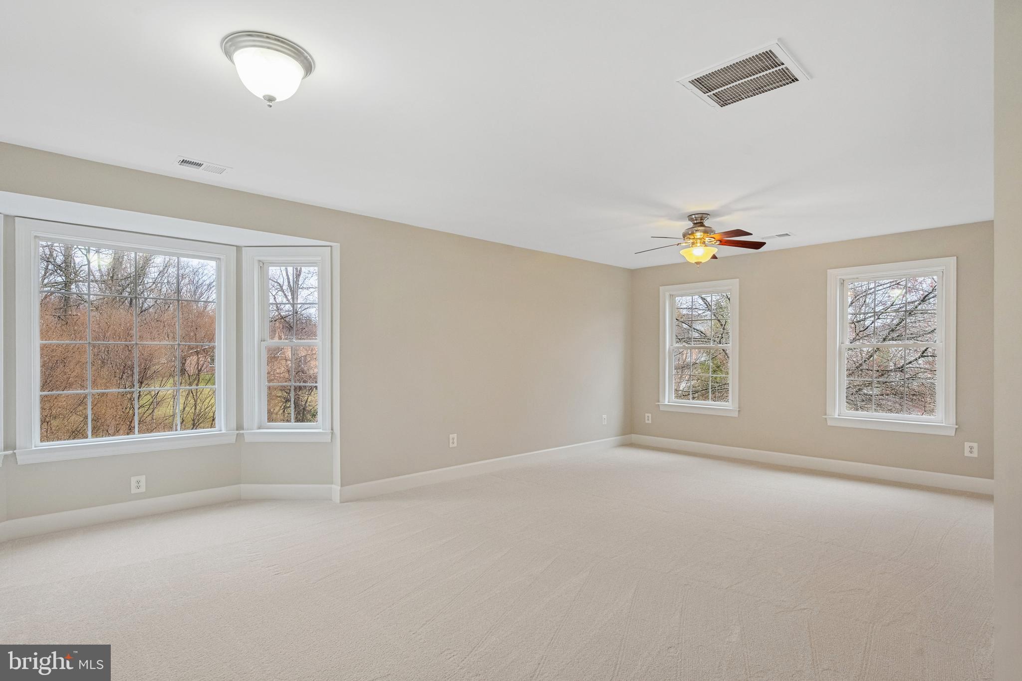 BELL MANOR ESTATES - Residential