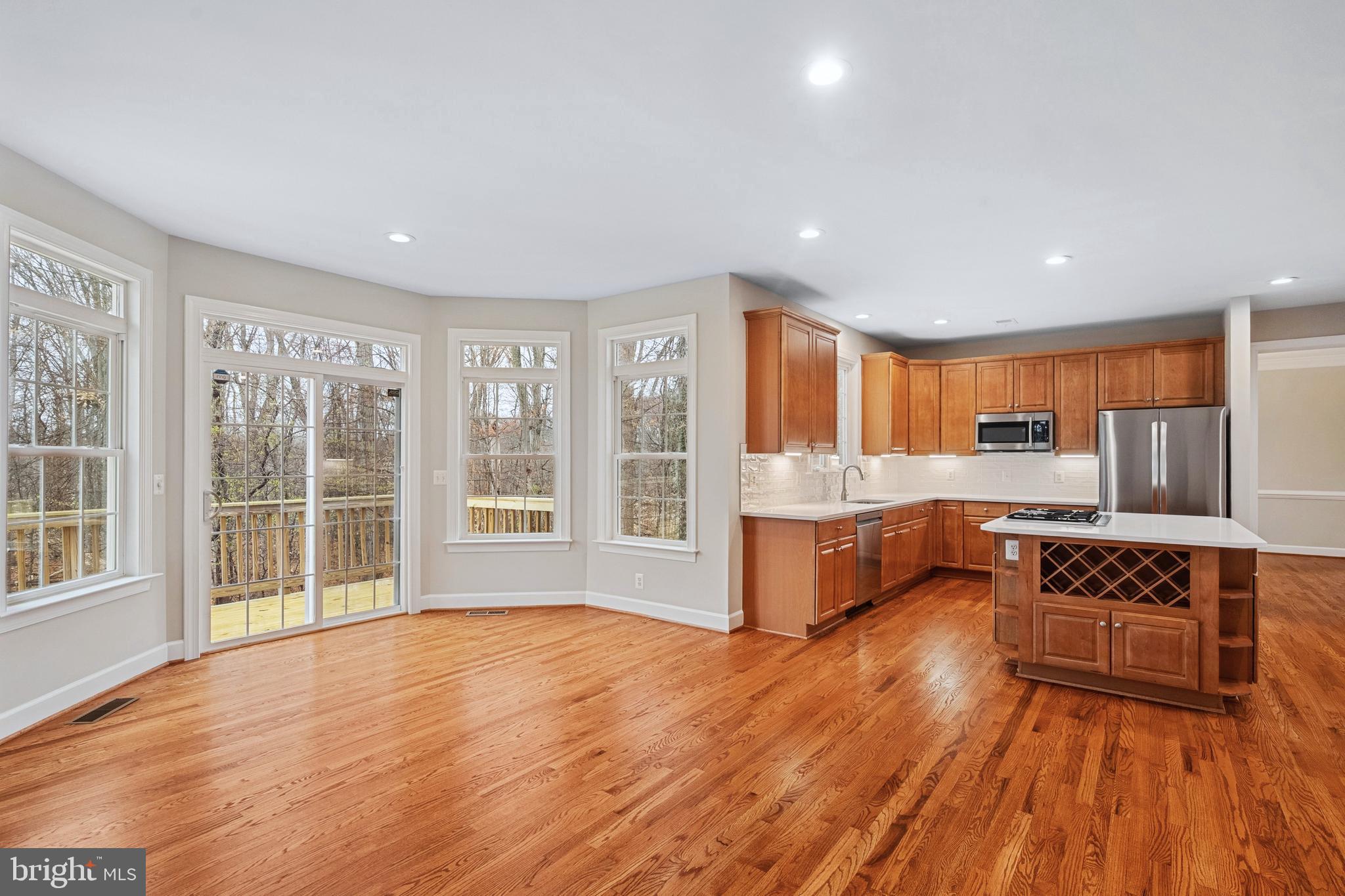 BELL MANOR ESTATES - Residential