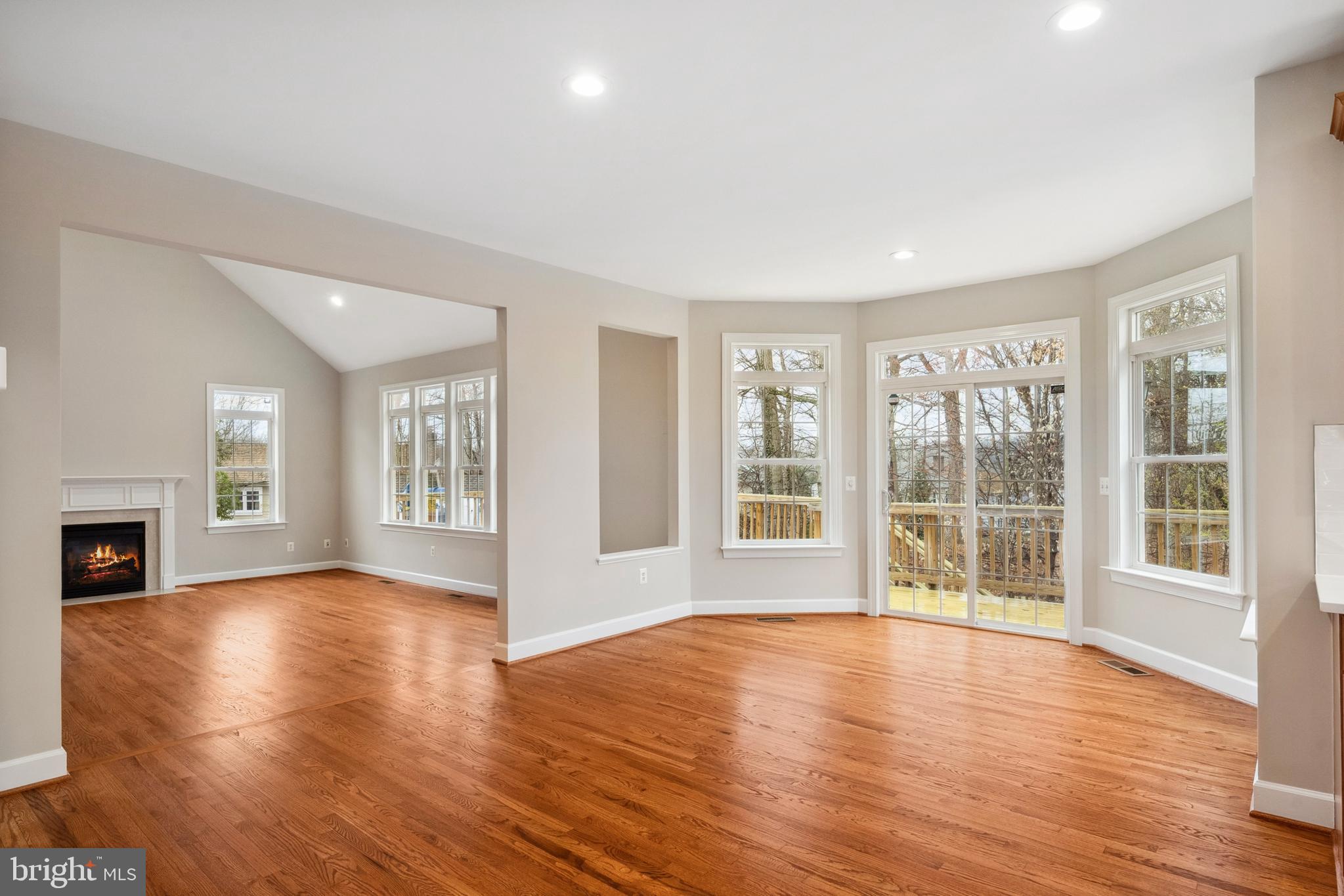 BELL MANOR ESTATES - Residential