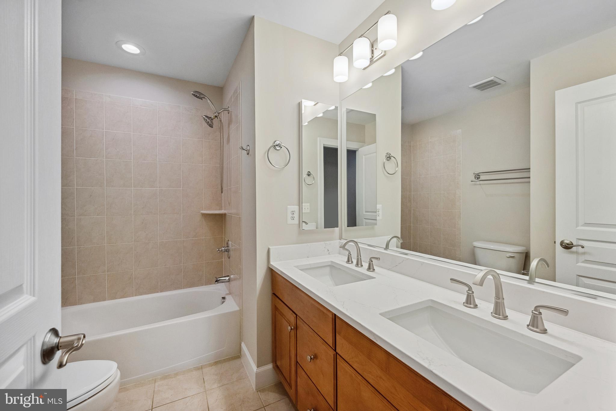 BELL MANOR ESTATES - Residential