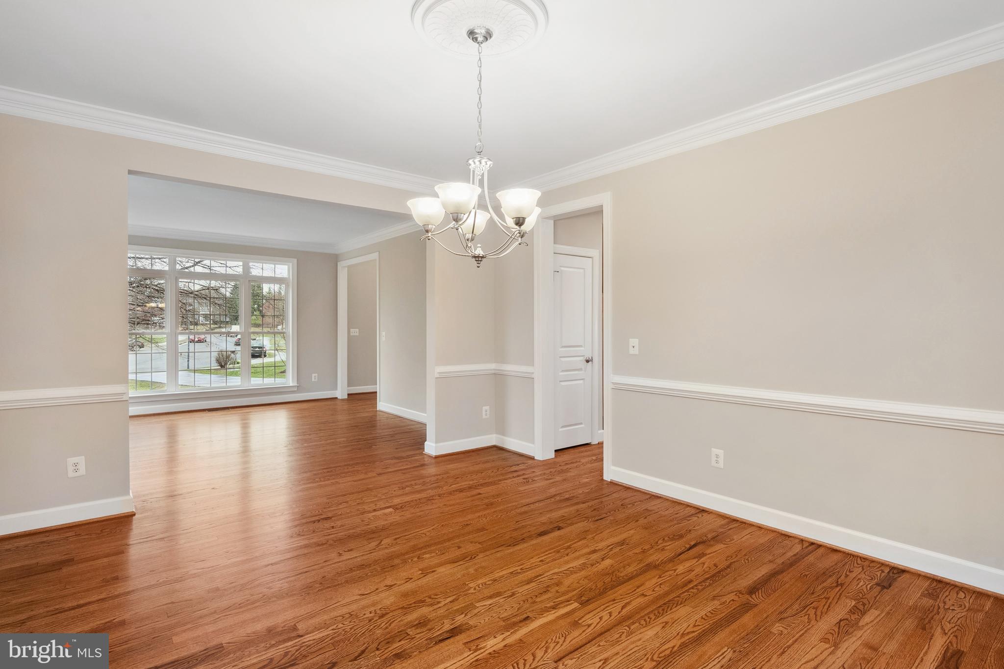 BELL MANOR ESTATES - Residential