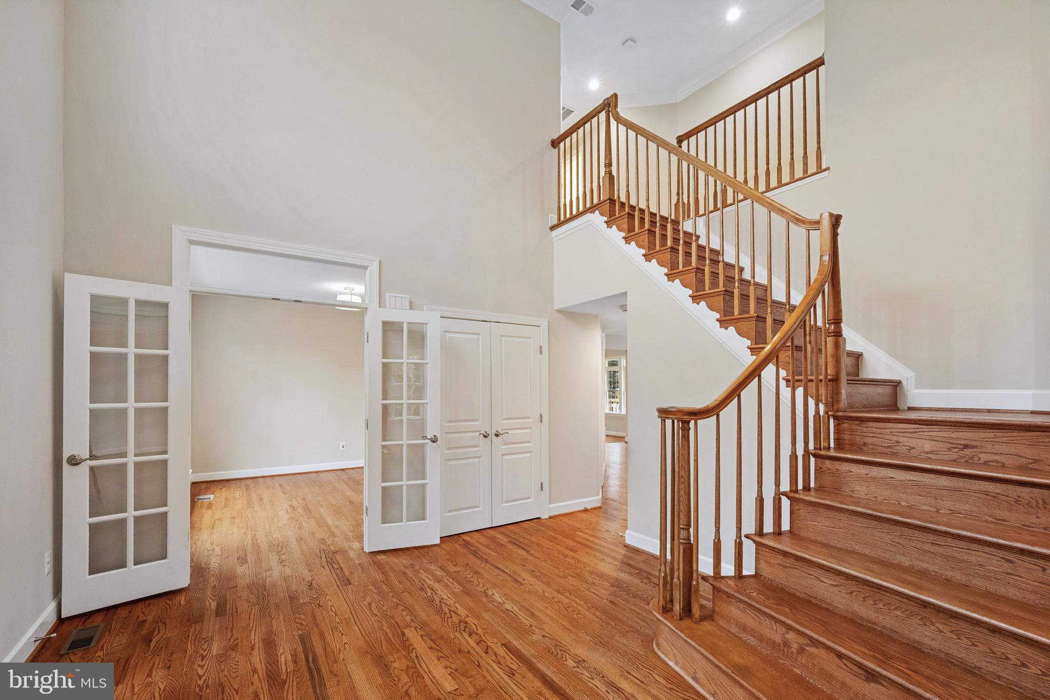 BELL MANOR ESTATES - Residential