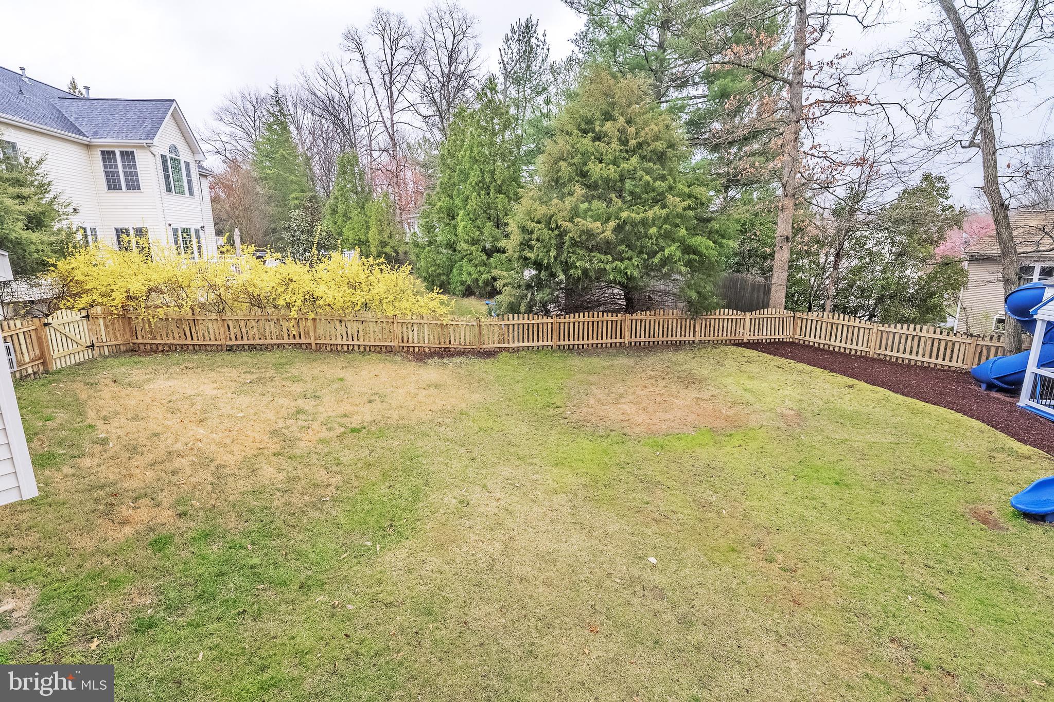 BELL MANOR ESTATES - Residential