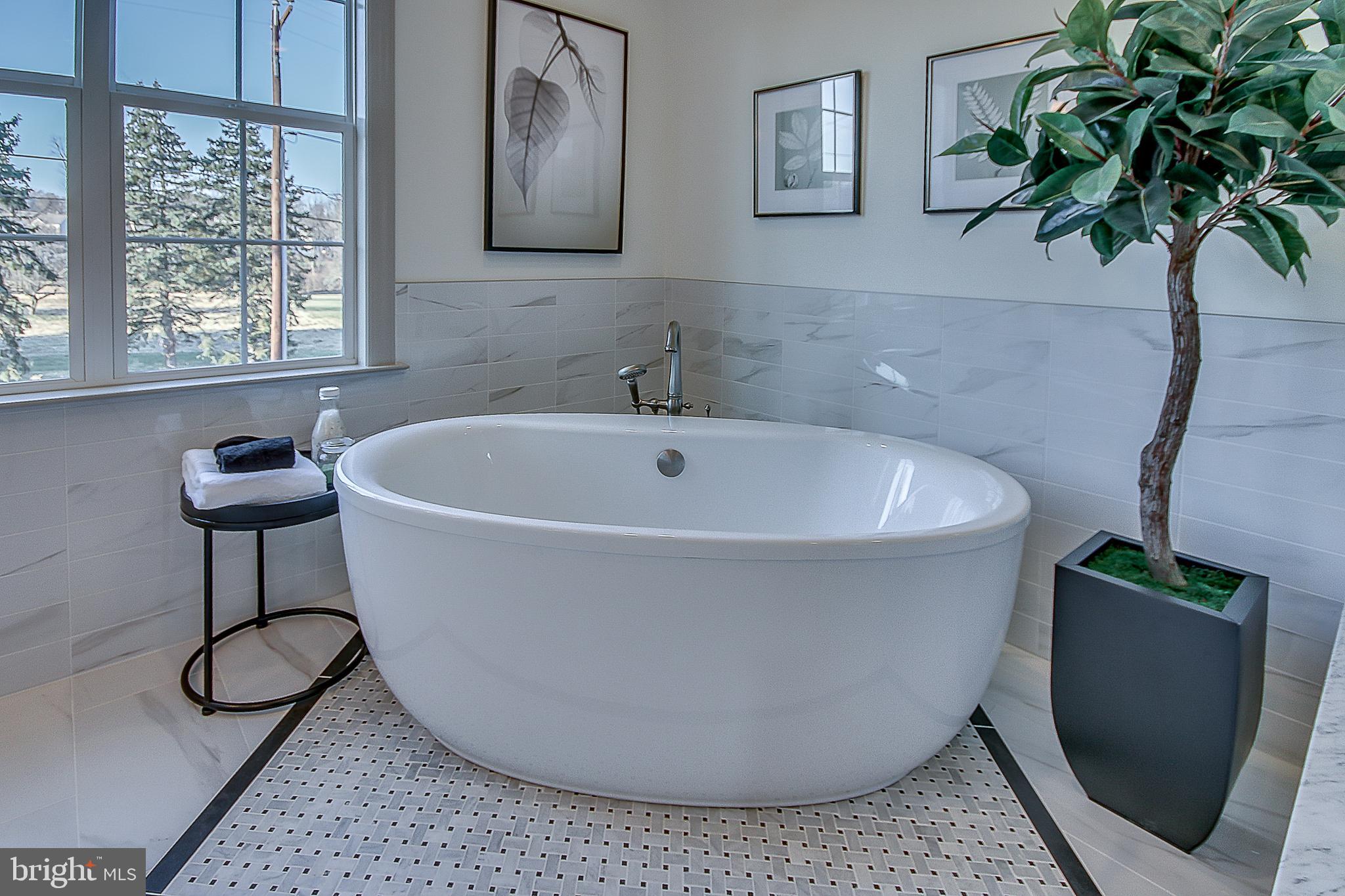 FALCON HILL ESTATES AT WYNDMOOR - Residential