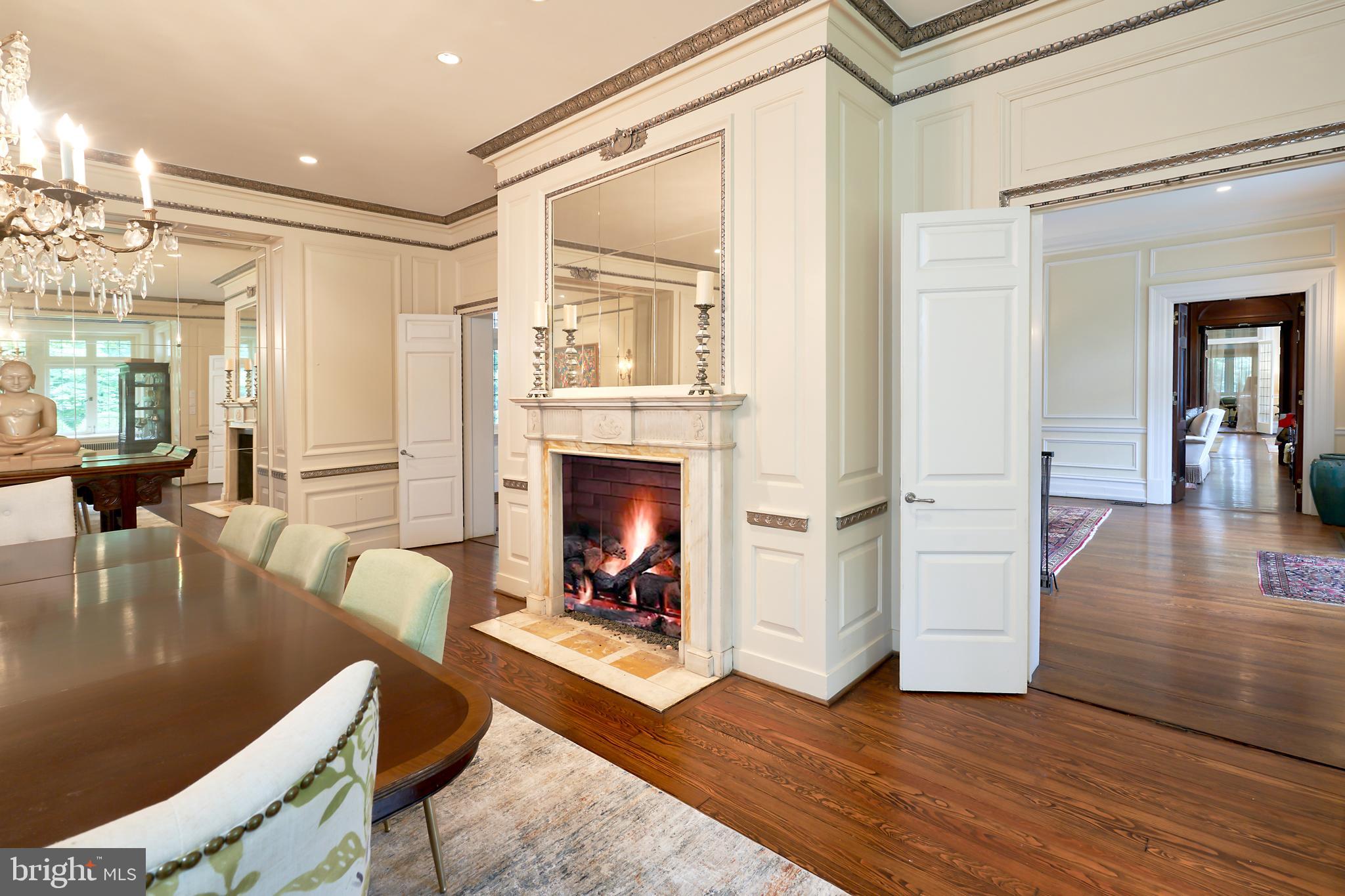 CHESTNUT HILL - Residential