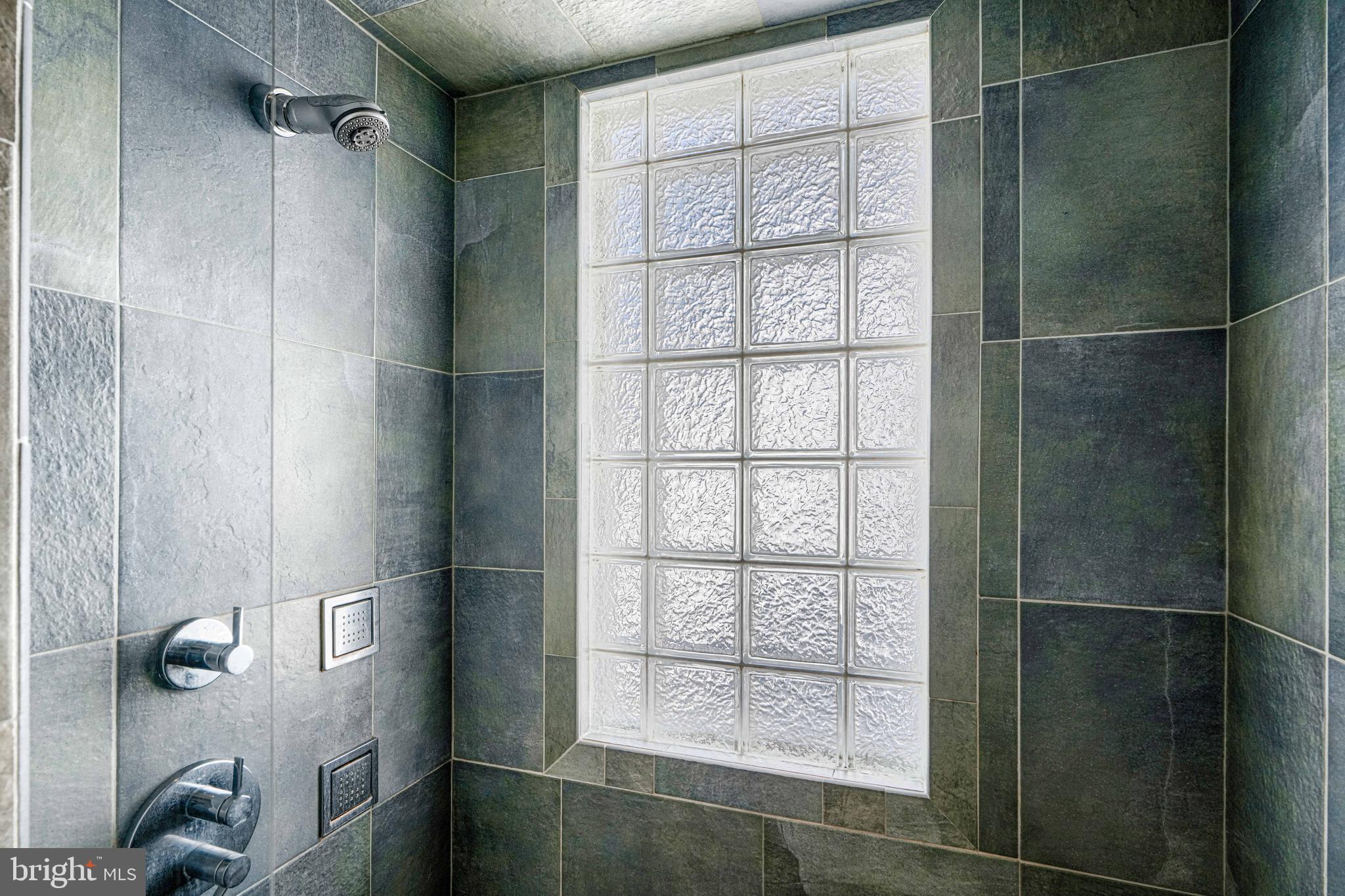 MILLER - Residential