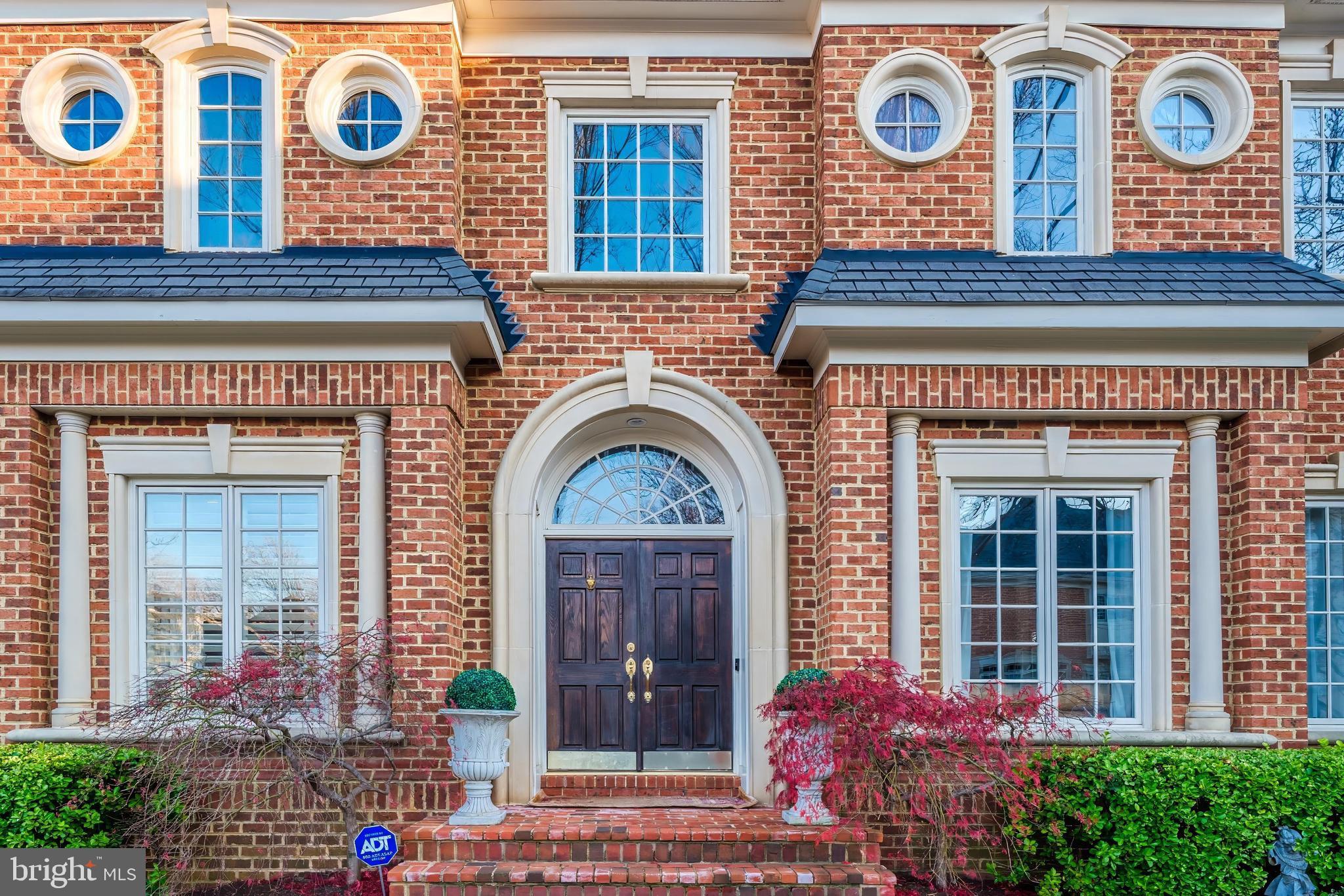 MAPLEWOOD - Residential