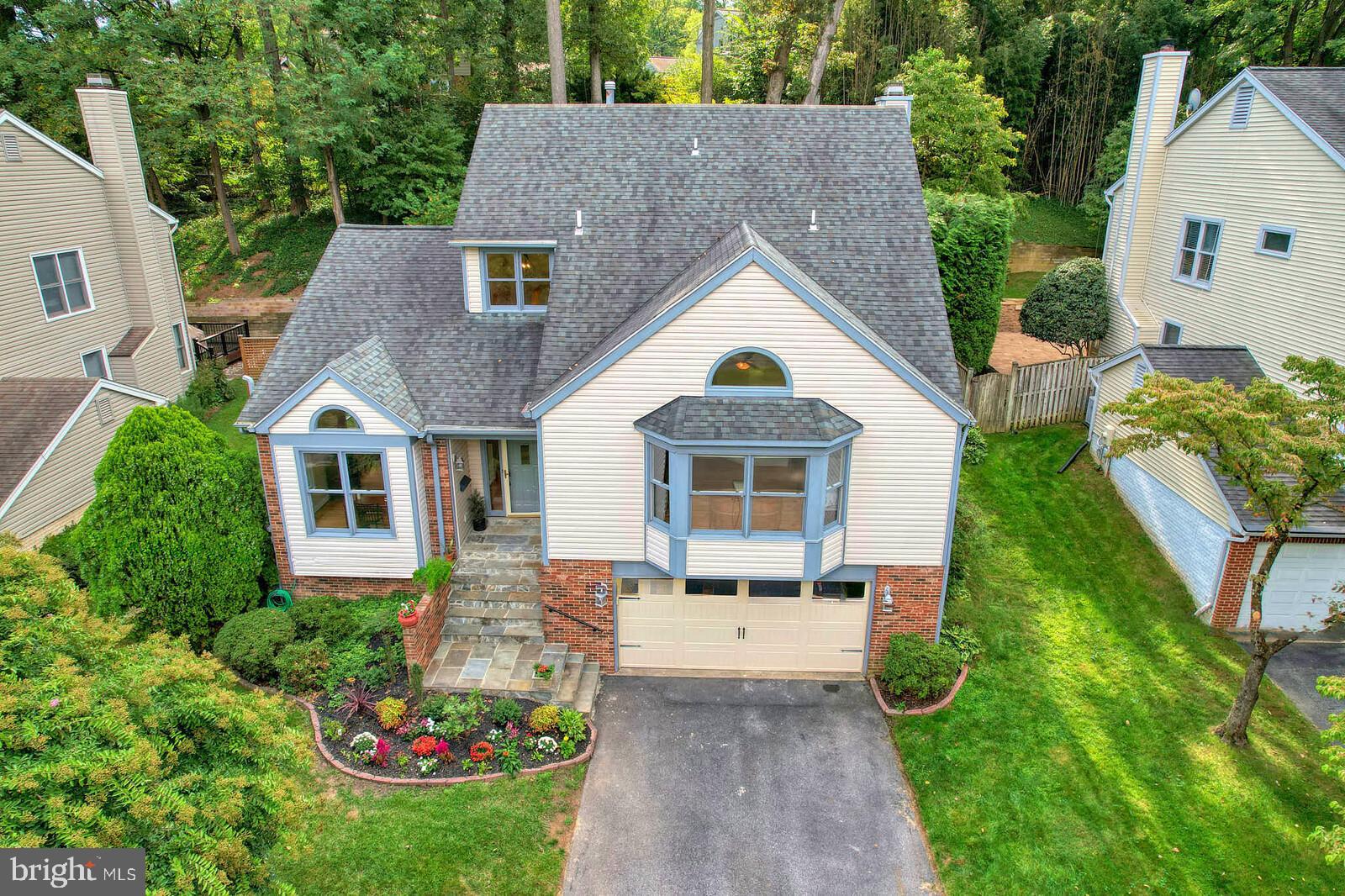 WOODSIDE FOREST - Residential