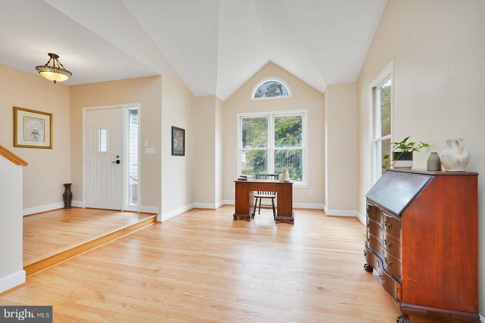 WOODSIDE FOREST - Residential