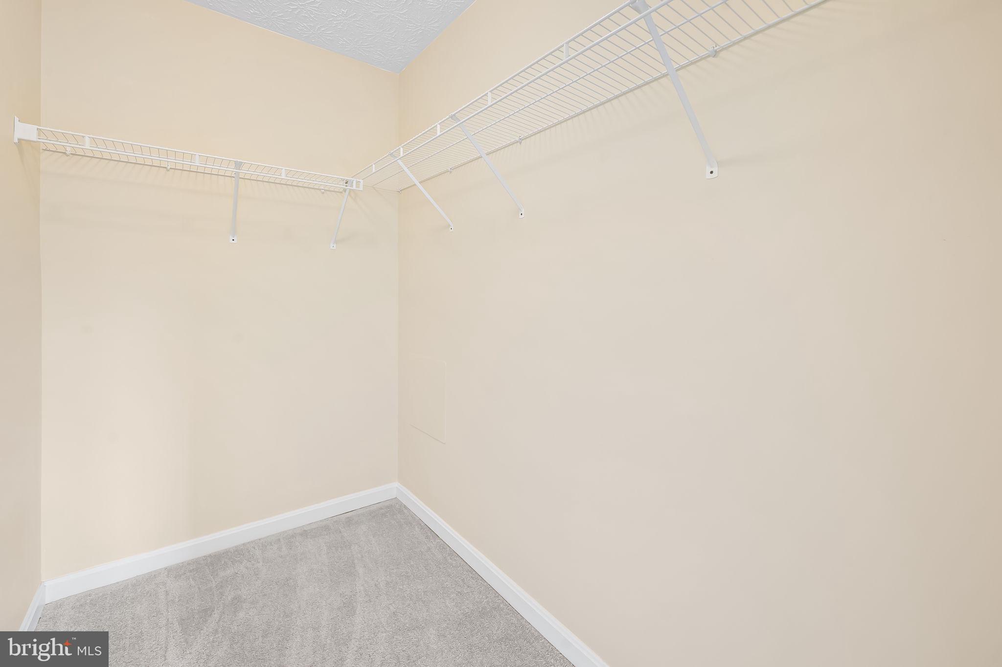 OAK HURST - Residential