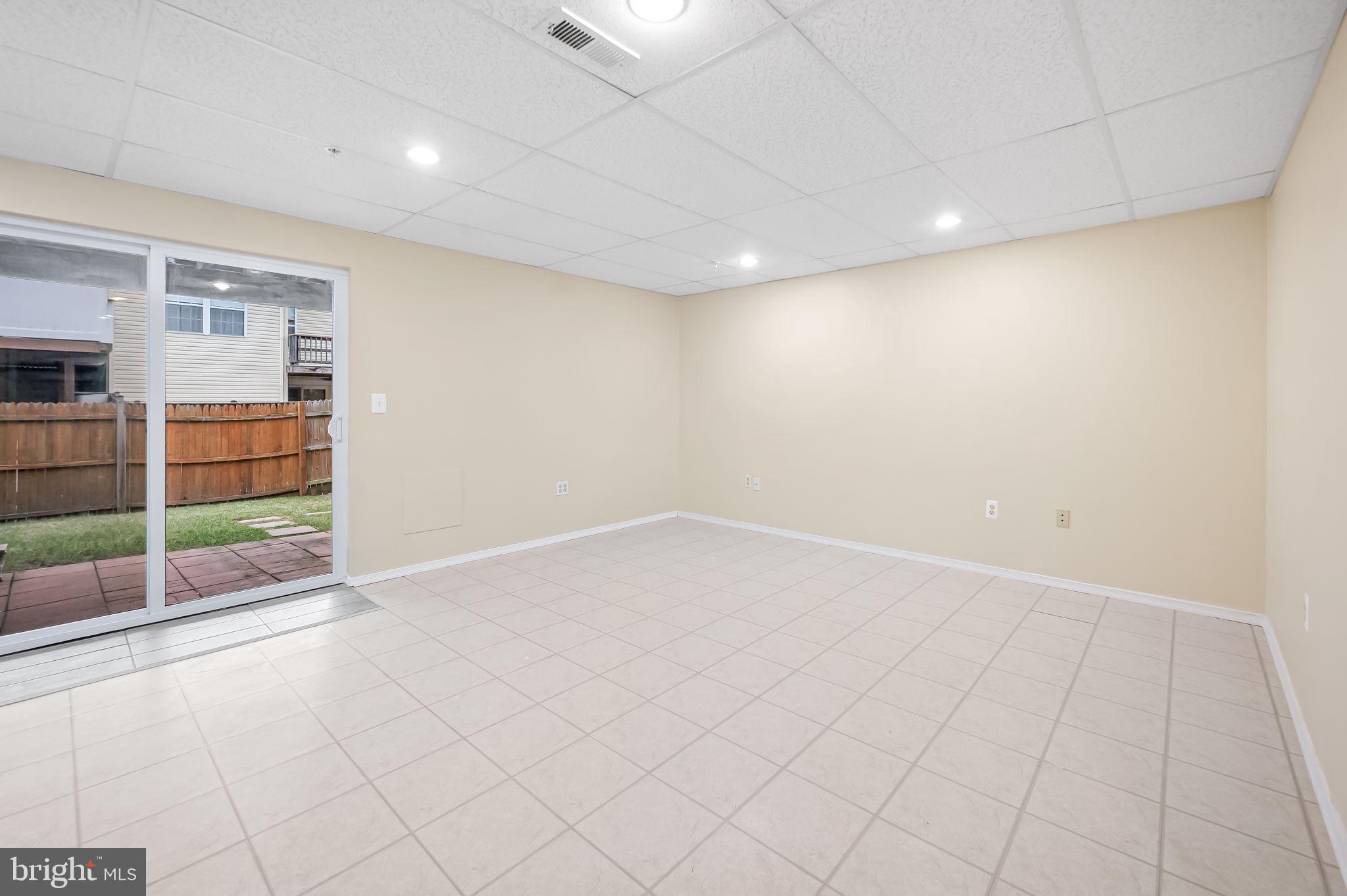 OAK HURST - Residential