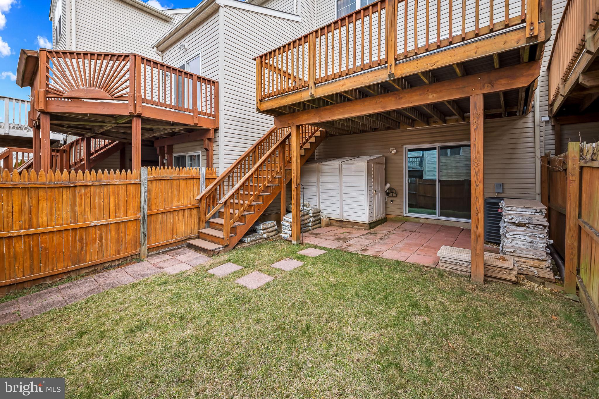 OAK HURST - Residential