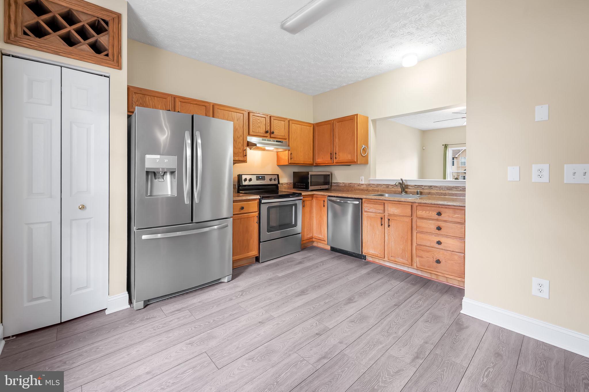 OAK HURST - Residential