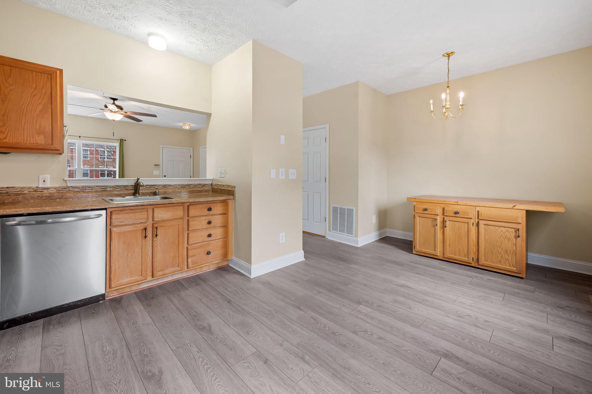 OAK HURST - Residential