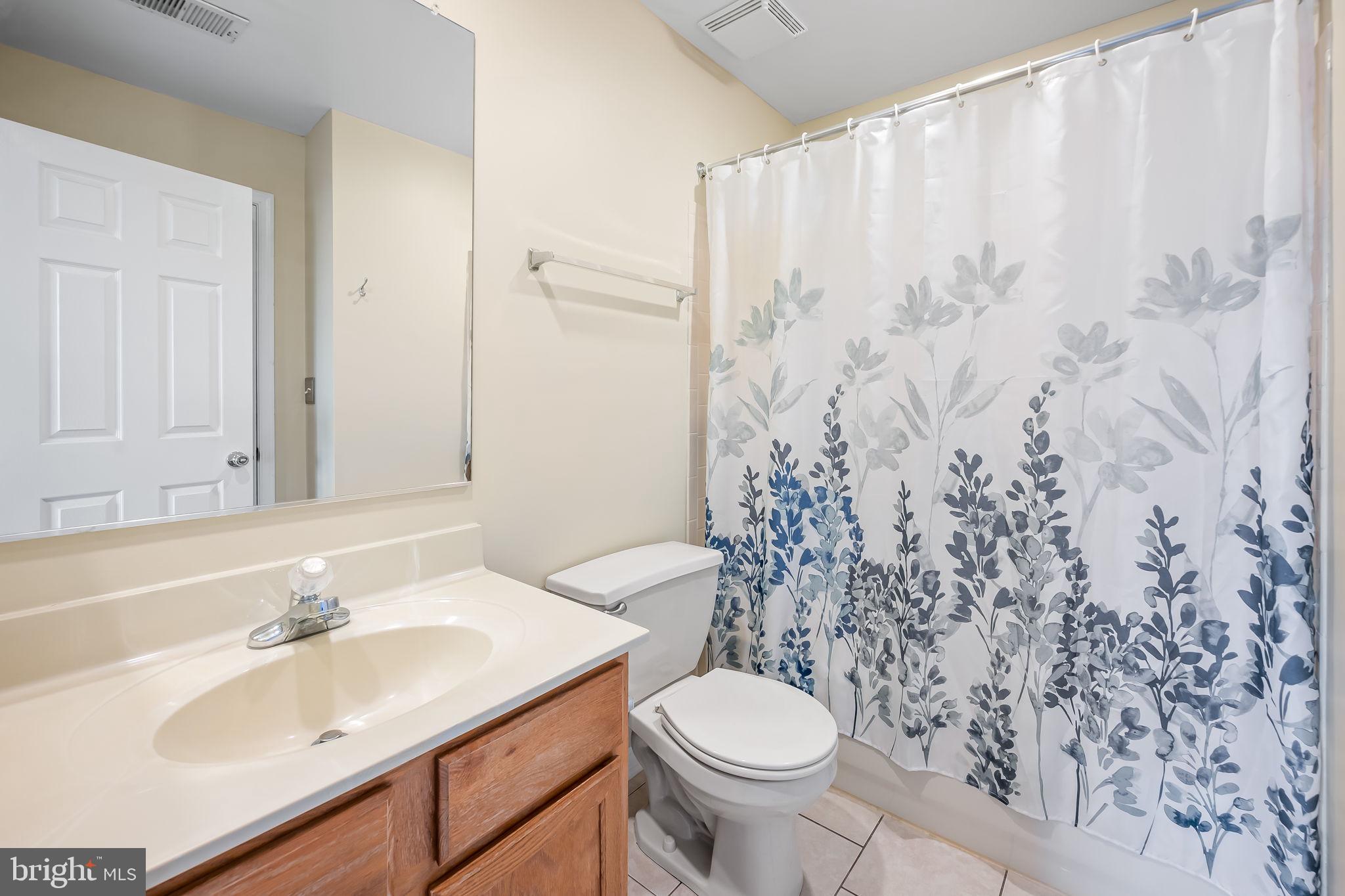 OAK HURST - Residential