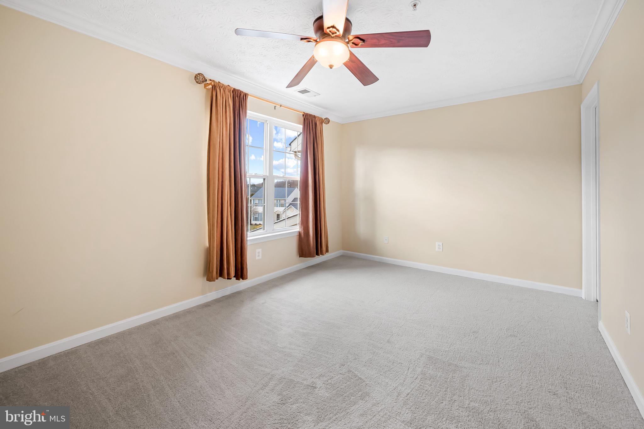 OAK HURST - Residential