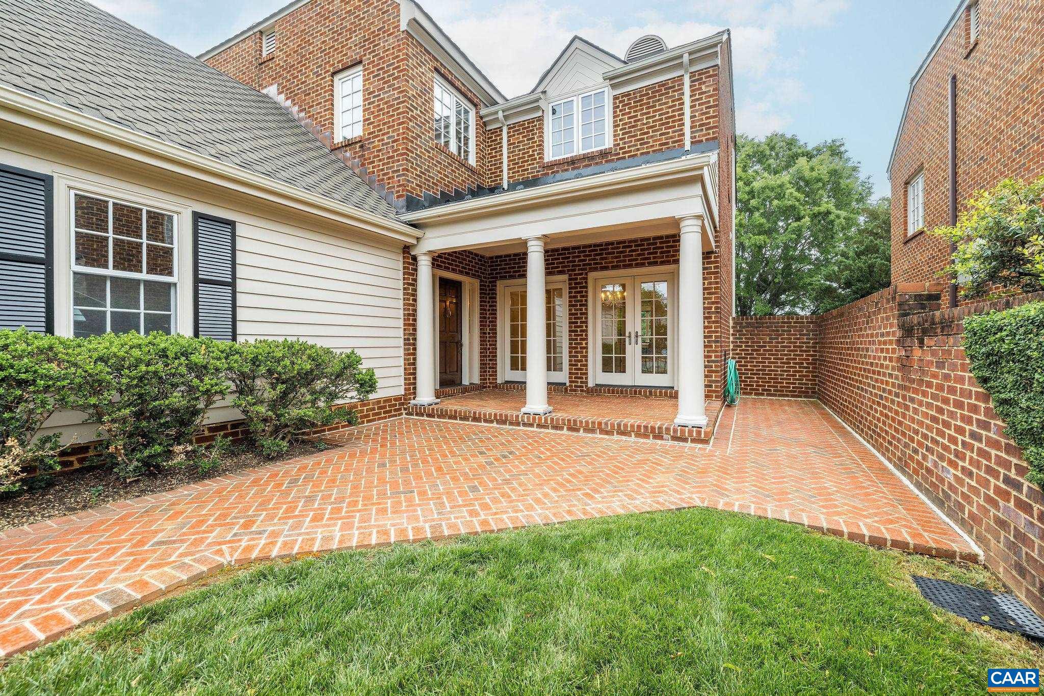 555 DRYDEN PL