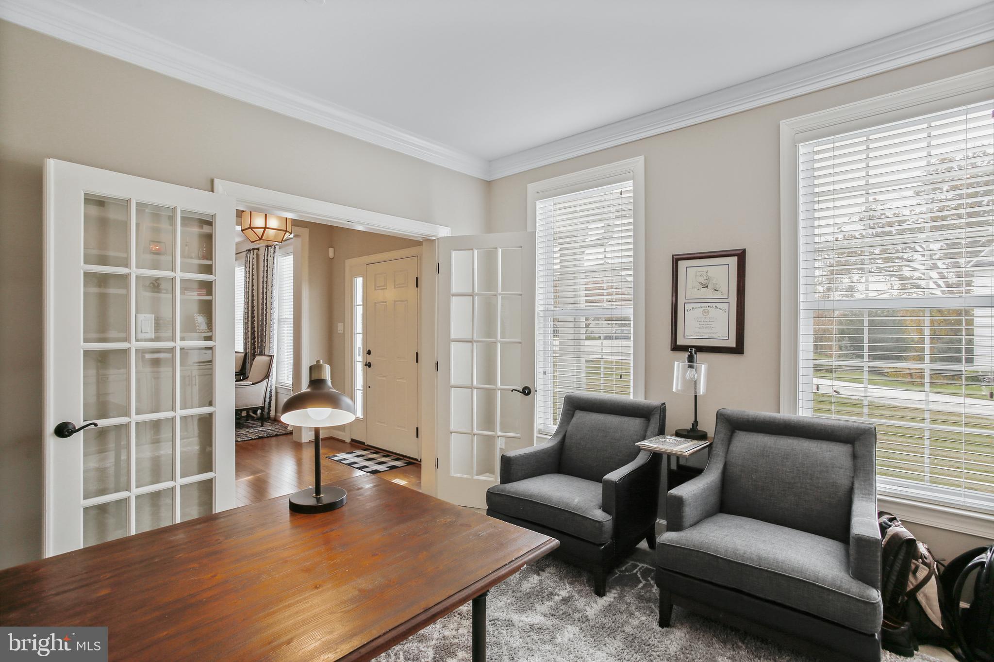 HOLLIFIELD HILLS - Residential