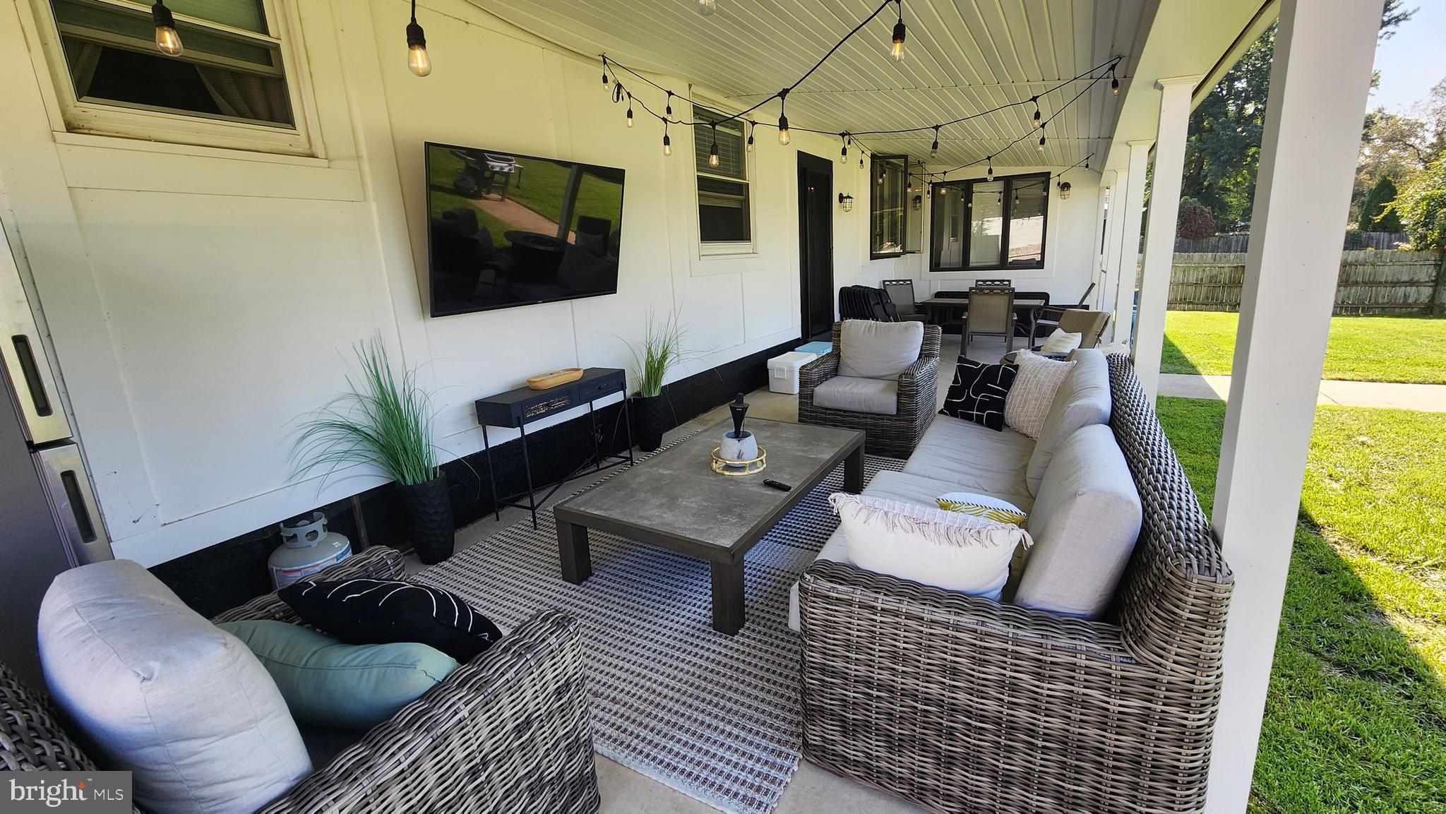 300 WESTMINSTER BOULEVARD