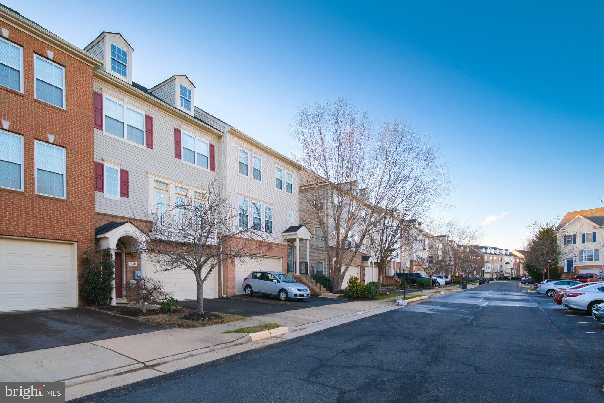 GROVE AT HUNTLEY MEADOWS - Residential Lease