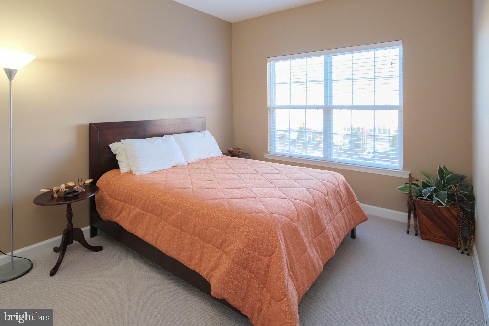 GROVE AT HUNTLEY MEADOWS - Residential Lease