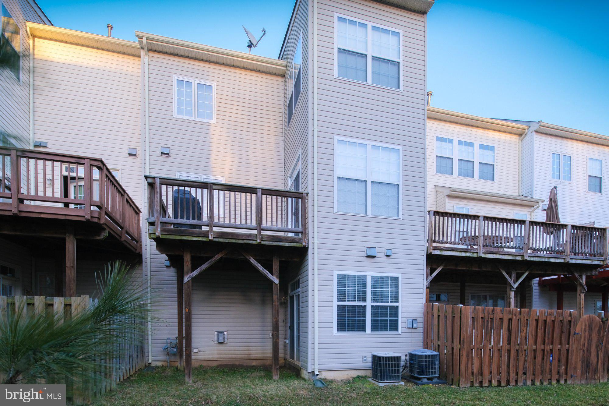 GROVE AT HUNTLEY MEADOWS - Residential Lease