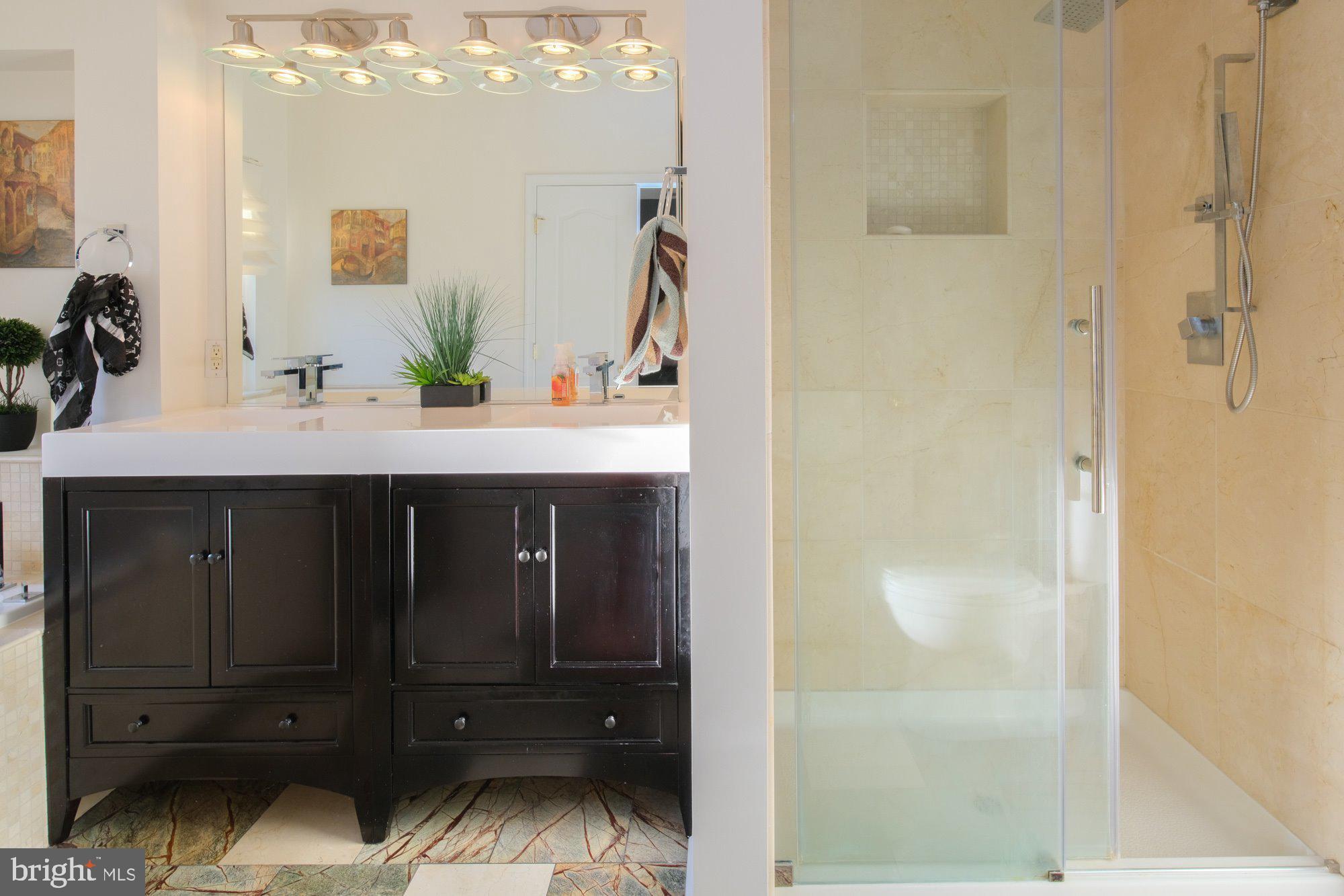 GROVE AT HUNTLEY MEADOWS - Residential Lease