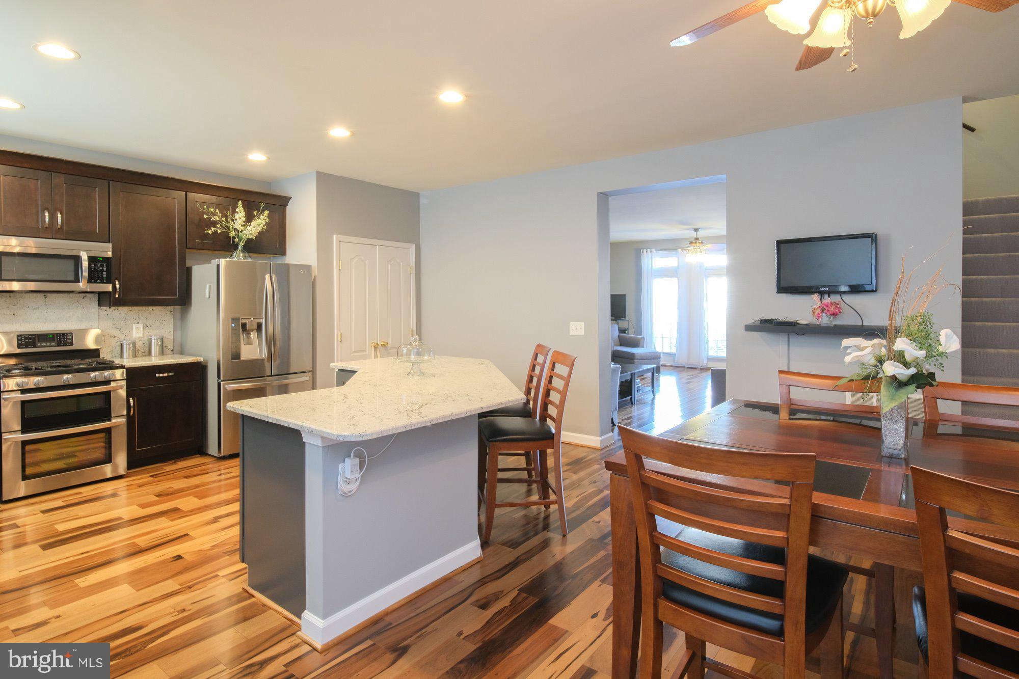 GROVE AT HUNTLEY MEADOWS - Residential Lease