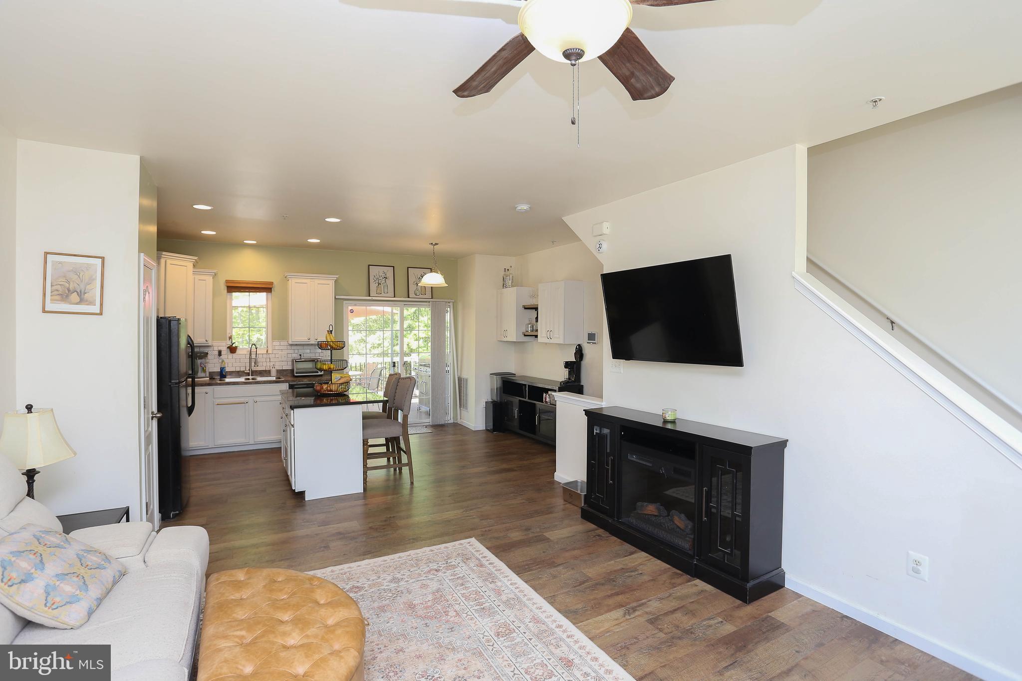 TANYARD SPRINGS - Residential