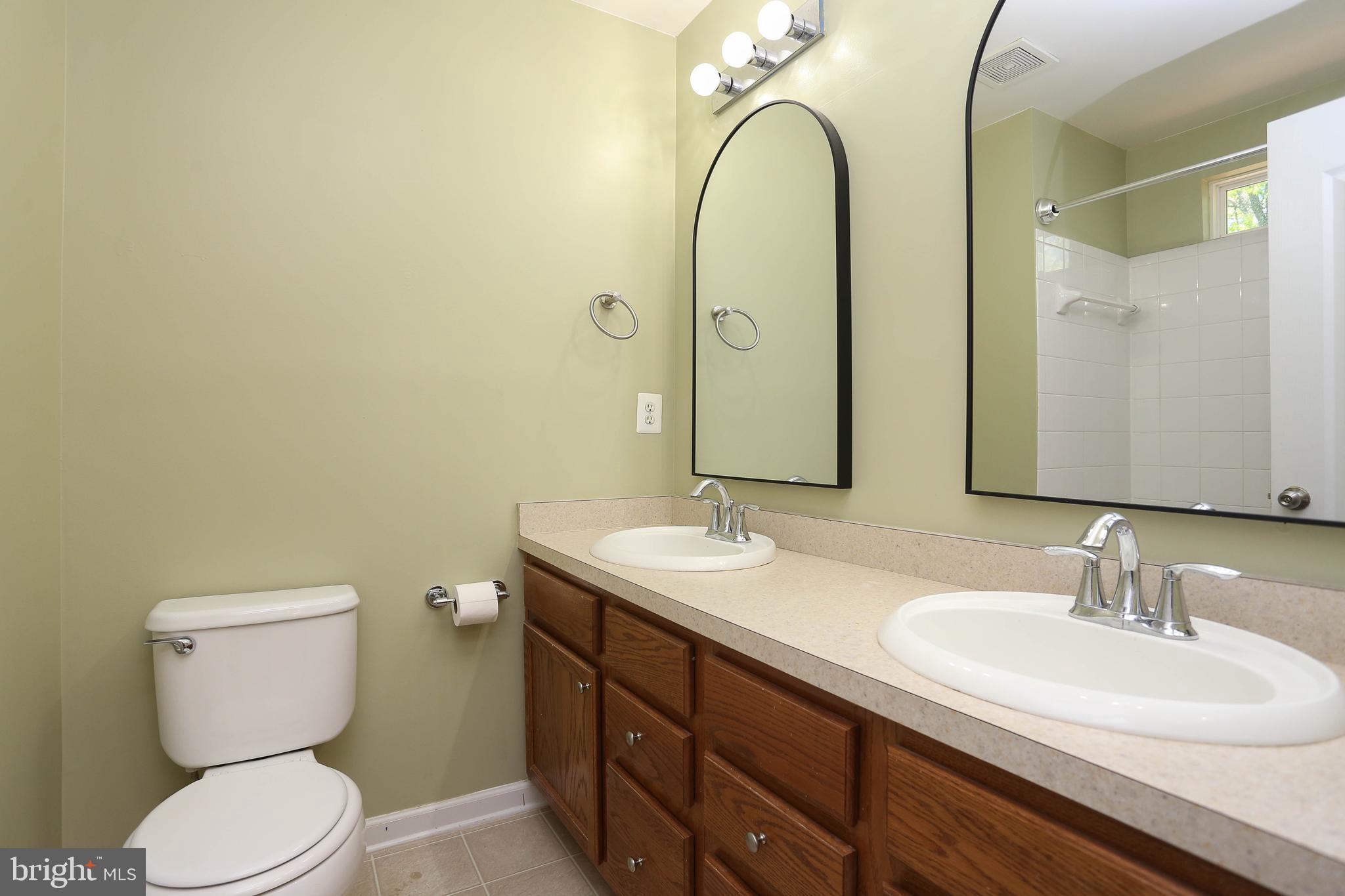 TANYARD SPRINGS - Residential