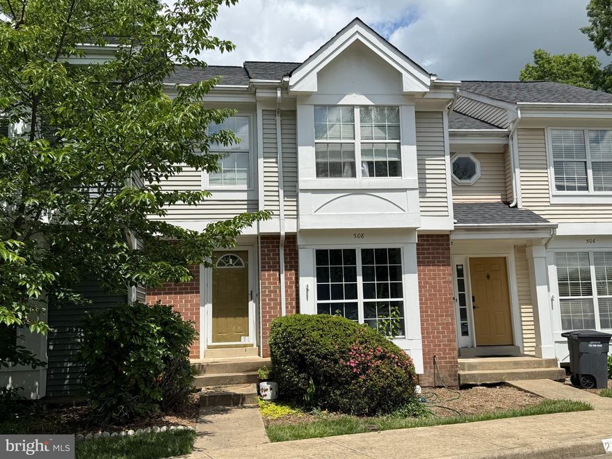 Beautifully maintained townhouse in a prime Stafford location—just minutes from I-95, Quantico MCB, FBI Academy, commuter lots, shopping, dining, and more! This spacious home features 3 finished levels, including a fully finished basement with a full bath. Enjoy two large bedrooms, each with its own full bath, plus a convenient main-level half bath and another full bath in the lower level—3.5 baths in total! The open kitchen boasts granite countertops and stainless steel appliances, perfect for entertaining. Relax in the inviting living room with hardwood floors and a cozy wood-burning fireplace, or step out onto the deck for outdoor enjoyment. This home offers comfort, convenience, and commuter-friendly living—schedule your tour today!