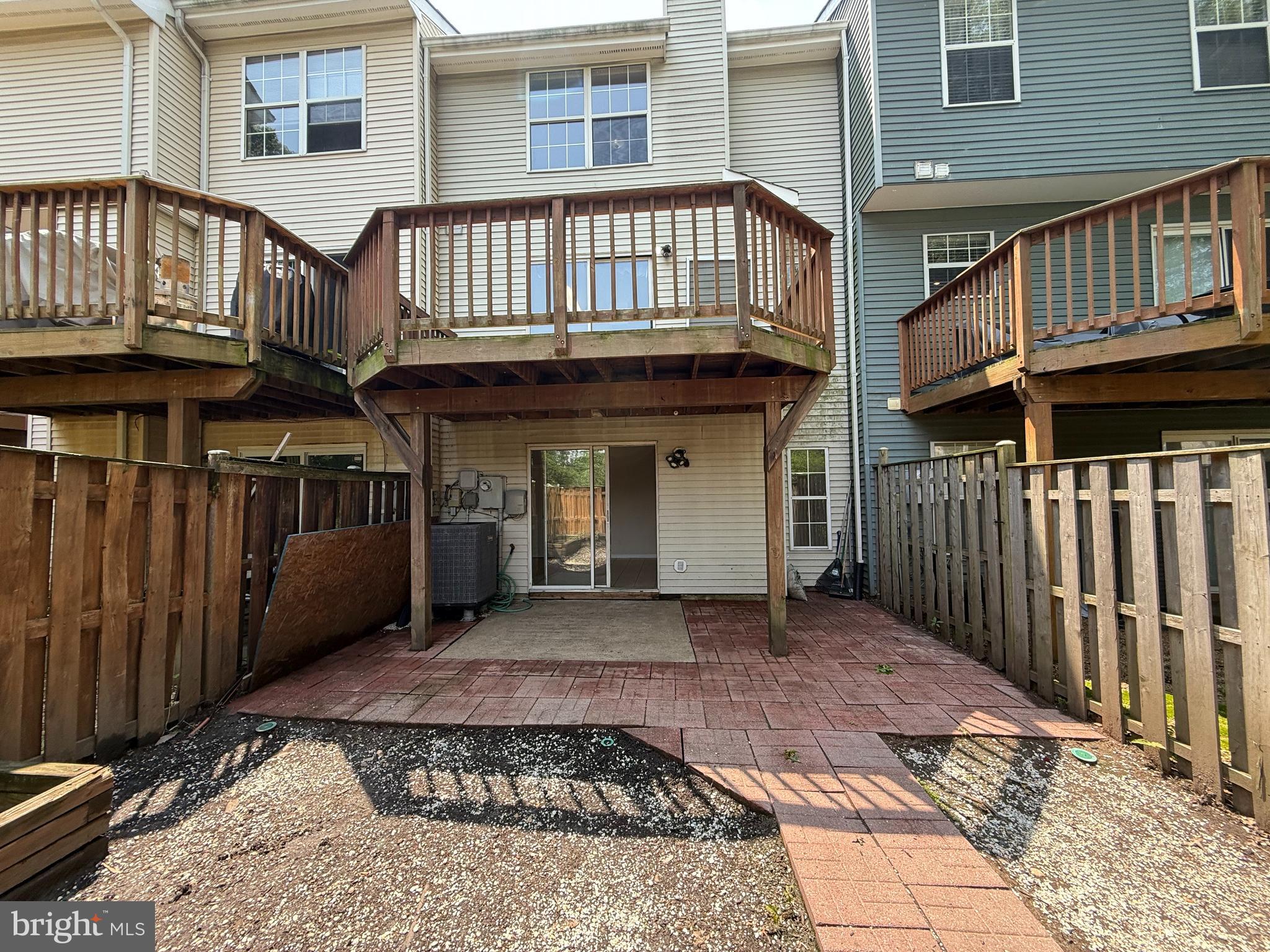 SPRING HILL - Residential Lease