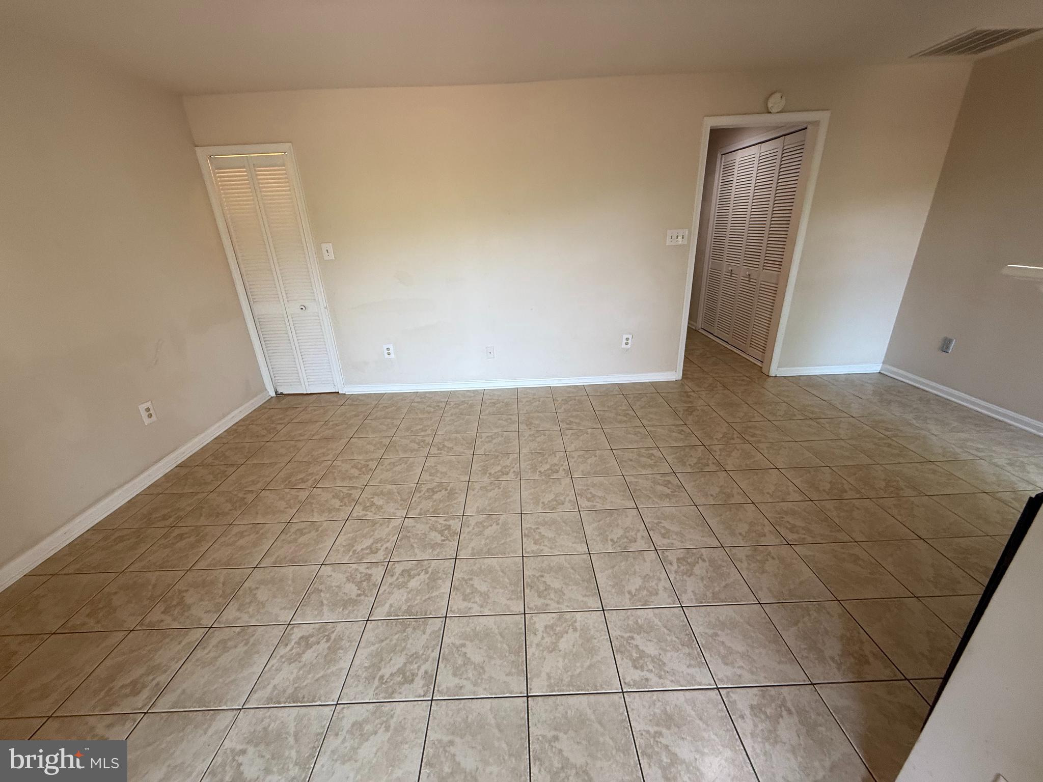 SPRING HILL - Residential Lease