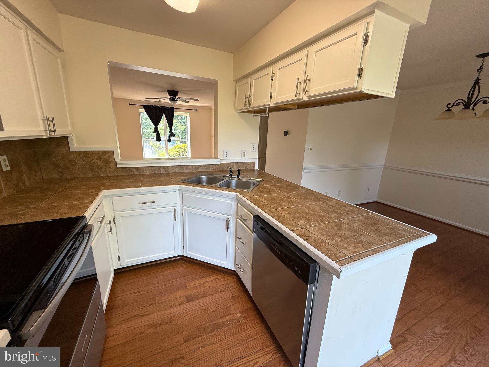 SPRING HILL - Residential Lease