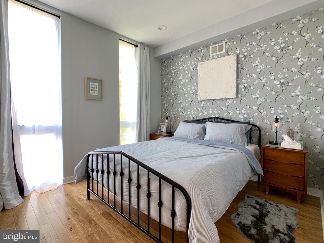 OLDE KENSINGTON - Residential Income