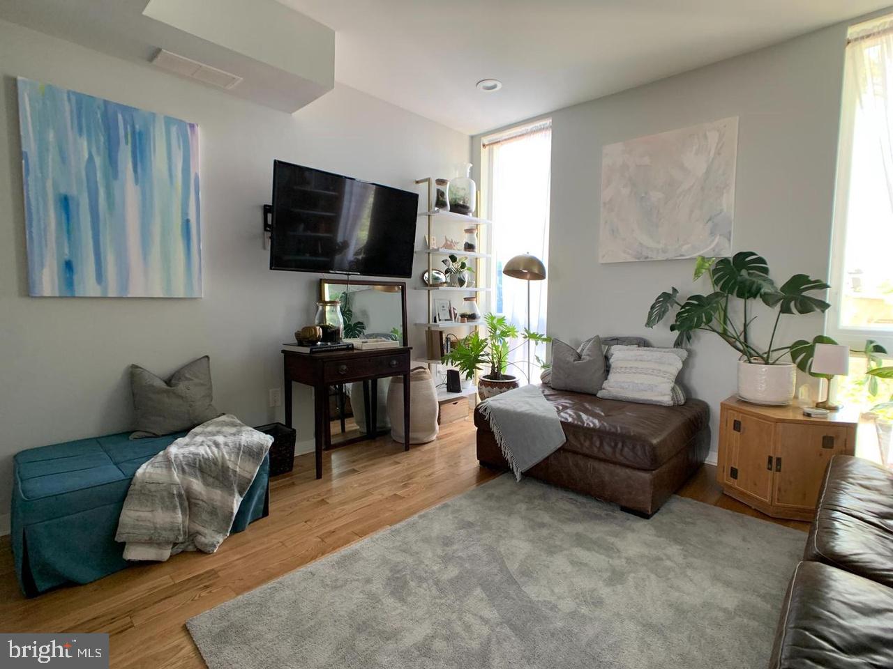 OLDE KENSINGTON - Residential Income