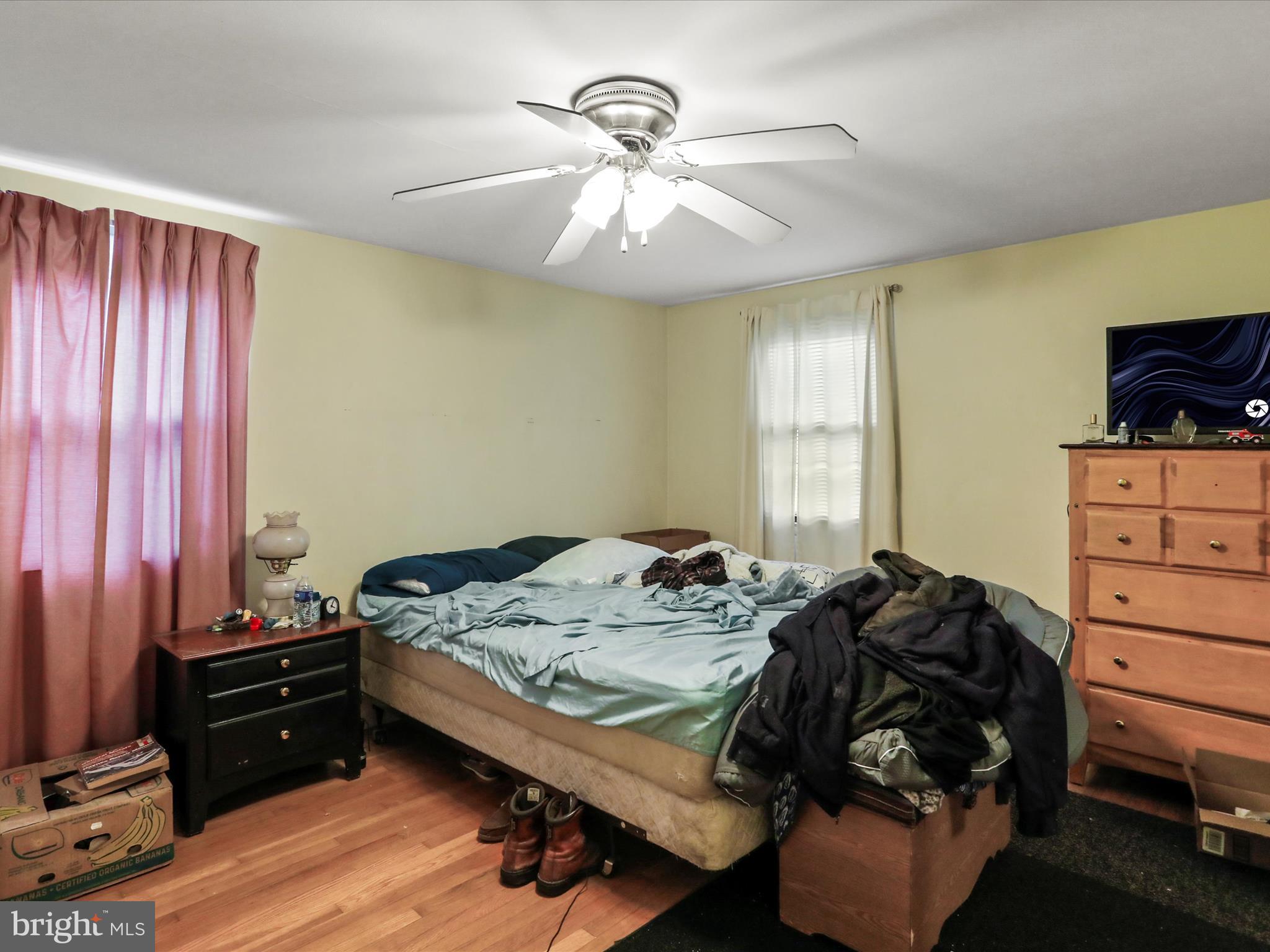 153, 155, 157 N CHARLEVOIX PLACE