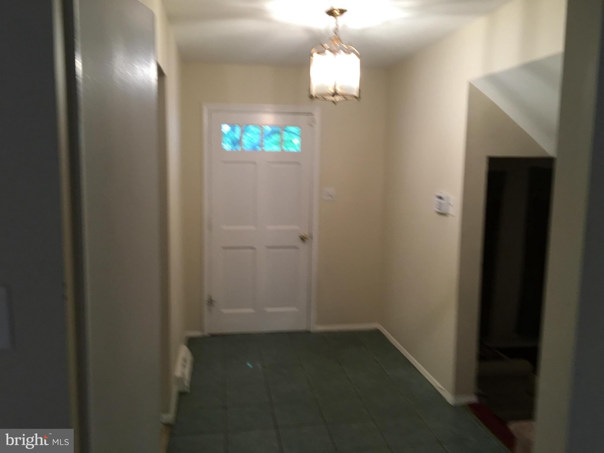 CAVERLY HILLS - Residential