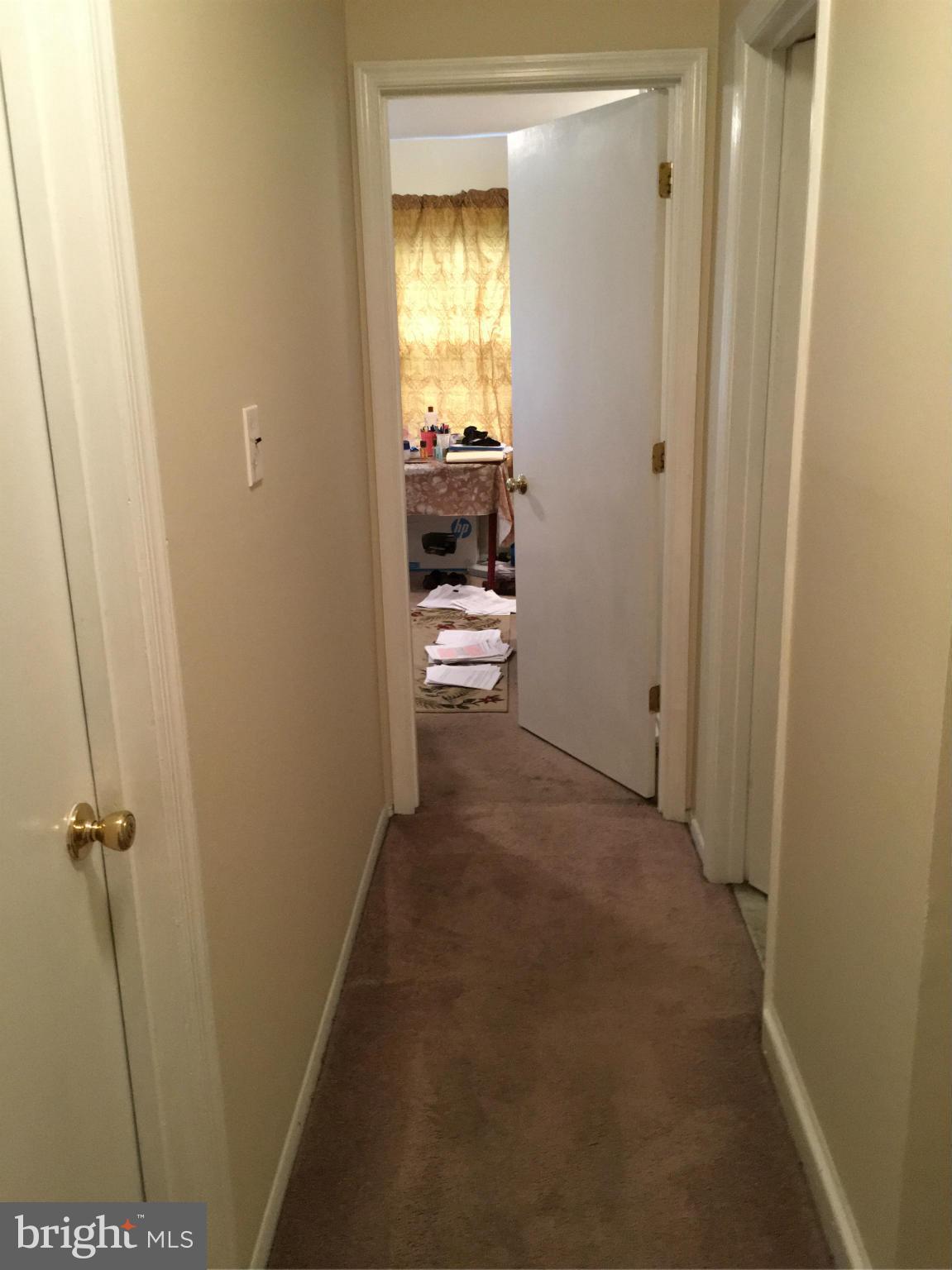 CAVERLY HILLS - Residential