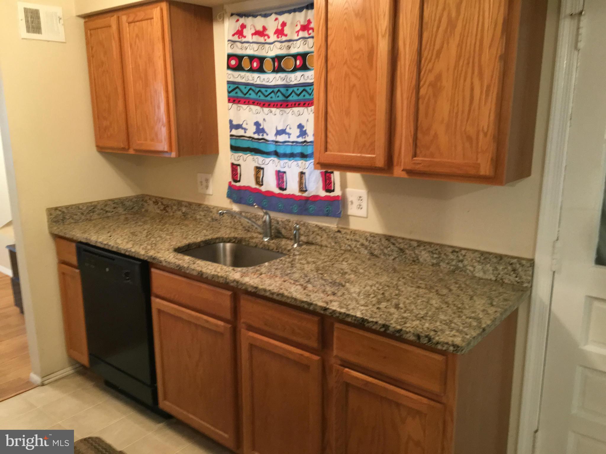 CAVERLY HILLS - Residential