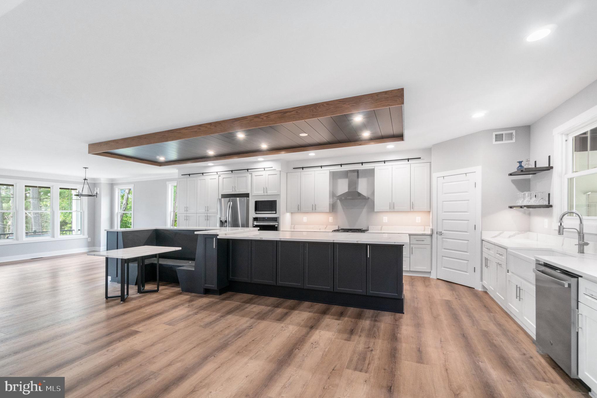 LAKE OF THE WOODS - Residential