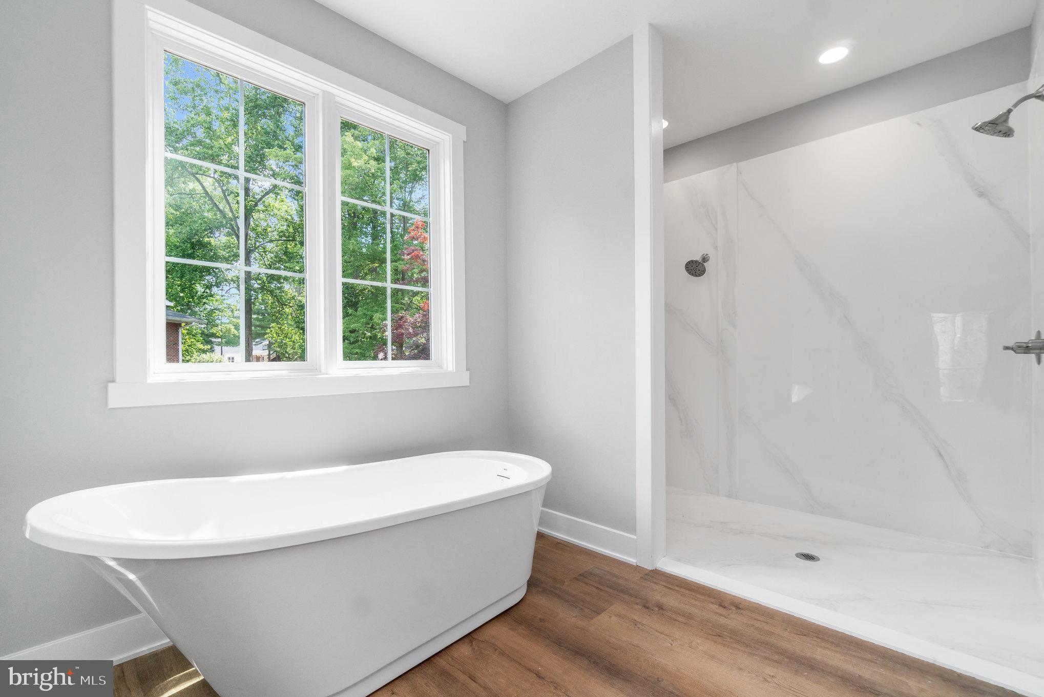 LAKE OF THE WOODS - Residential