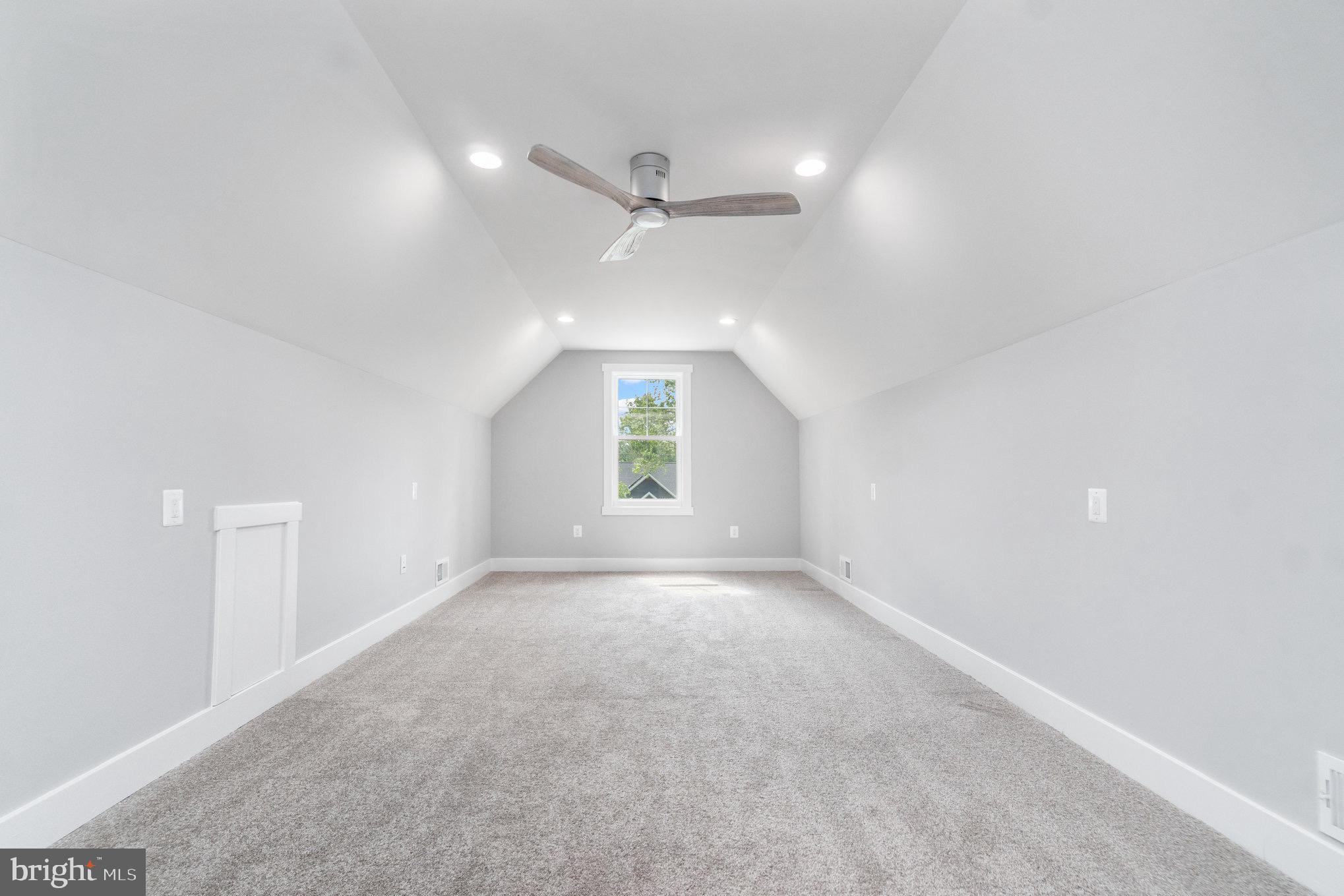 LAKE OF THE WOODS - Residential