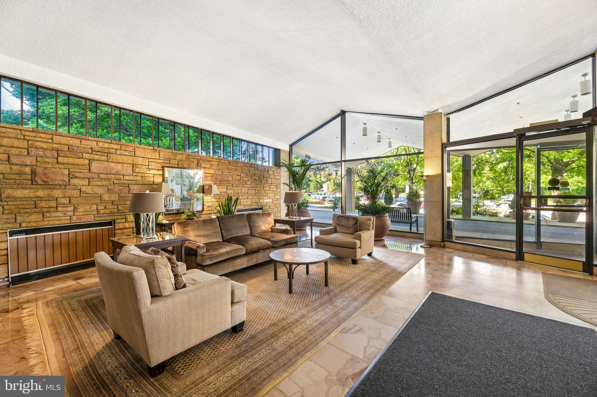 PROSPECT HOUSE - Residential