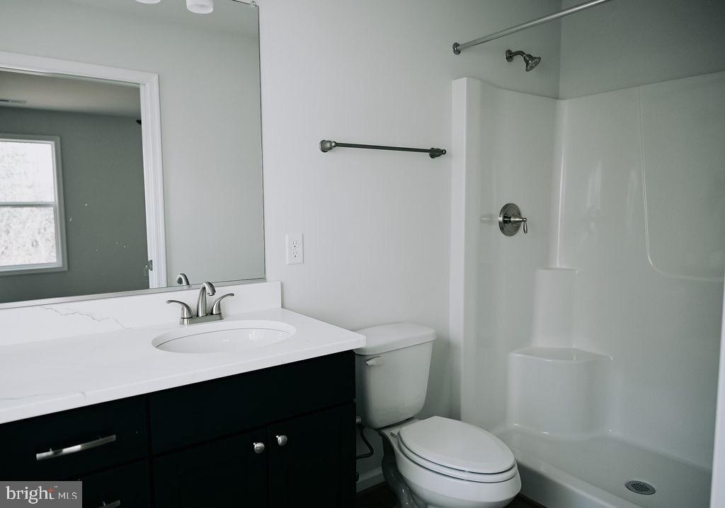 PLACID BAY EST SHOREWOOD - Residential