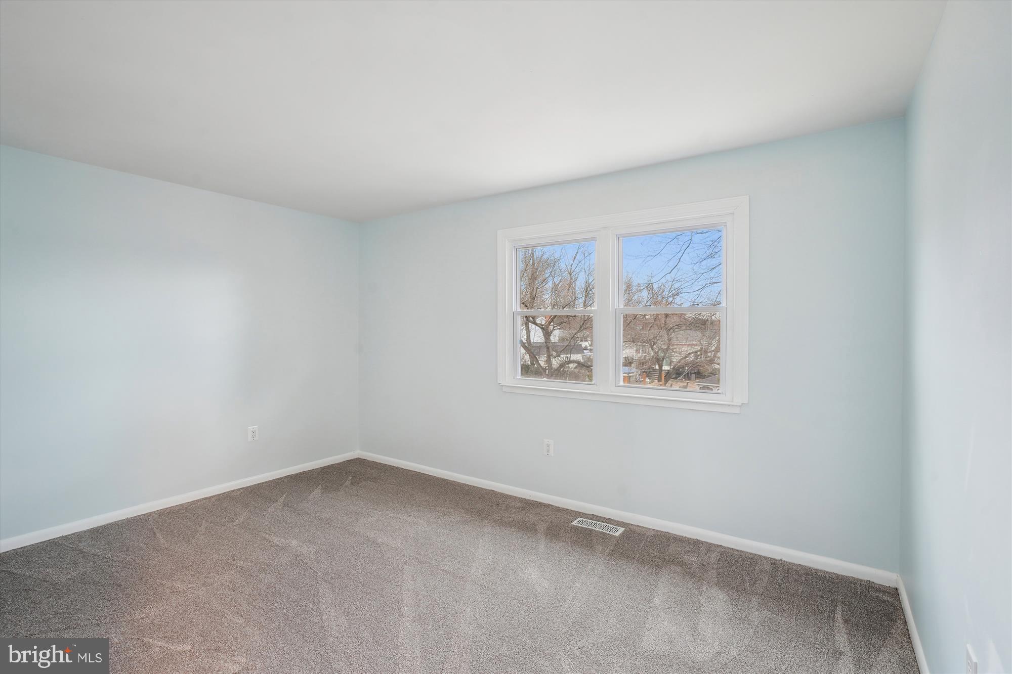 DALE CITY - Residential Lease