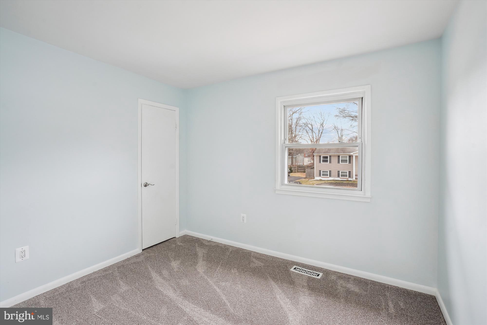 DALE CITY - Residential Lease