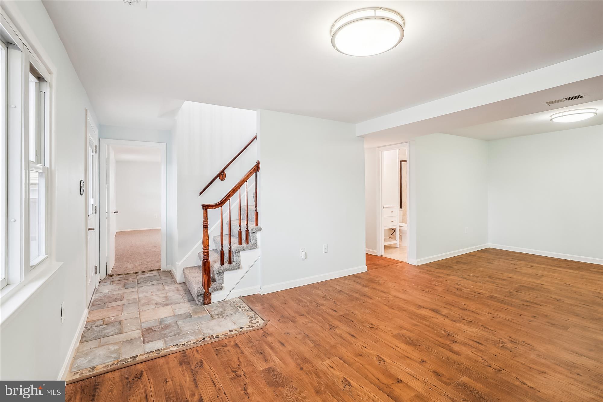 DALE CITY - Residential Lease