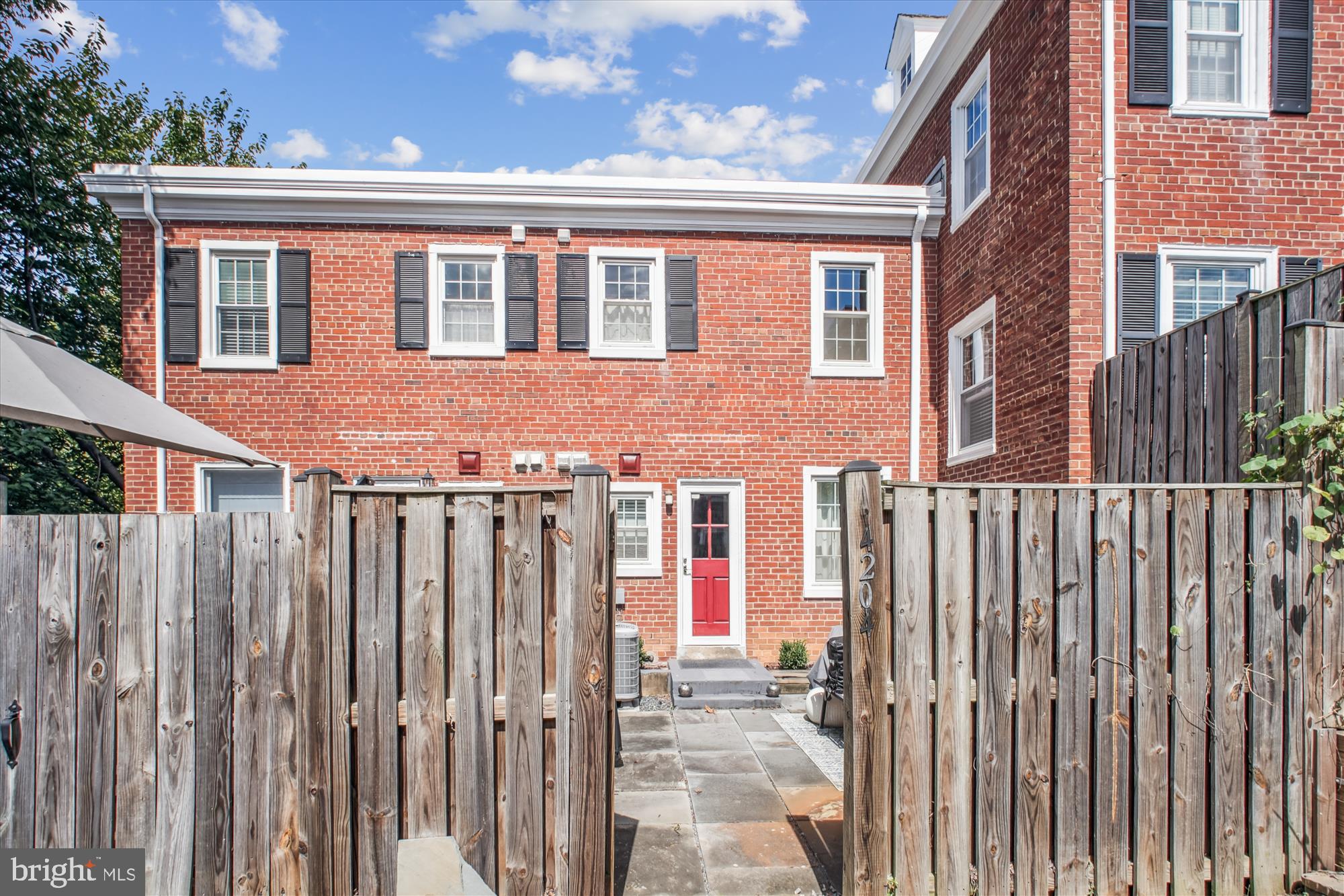 FAIRLINGTON GREEN - Residential